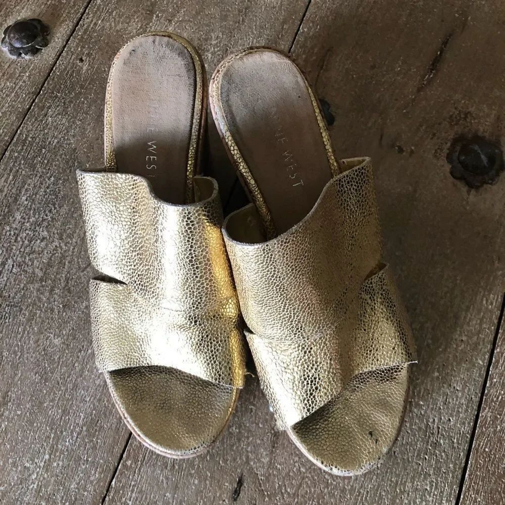 Nine West gold cork wedges slip on sandals 51/2